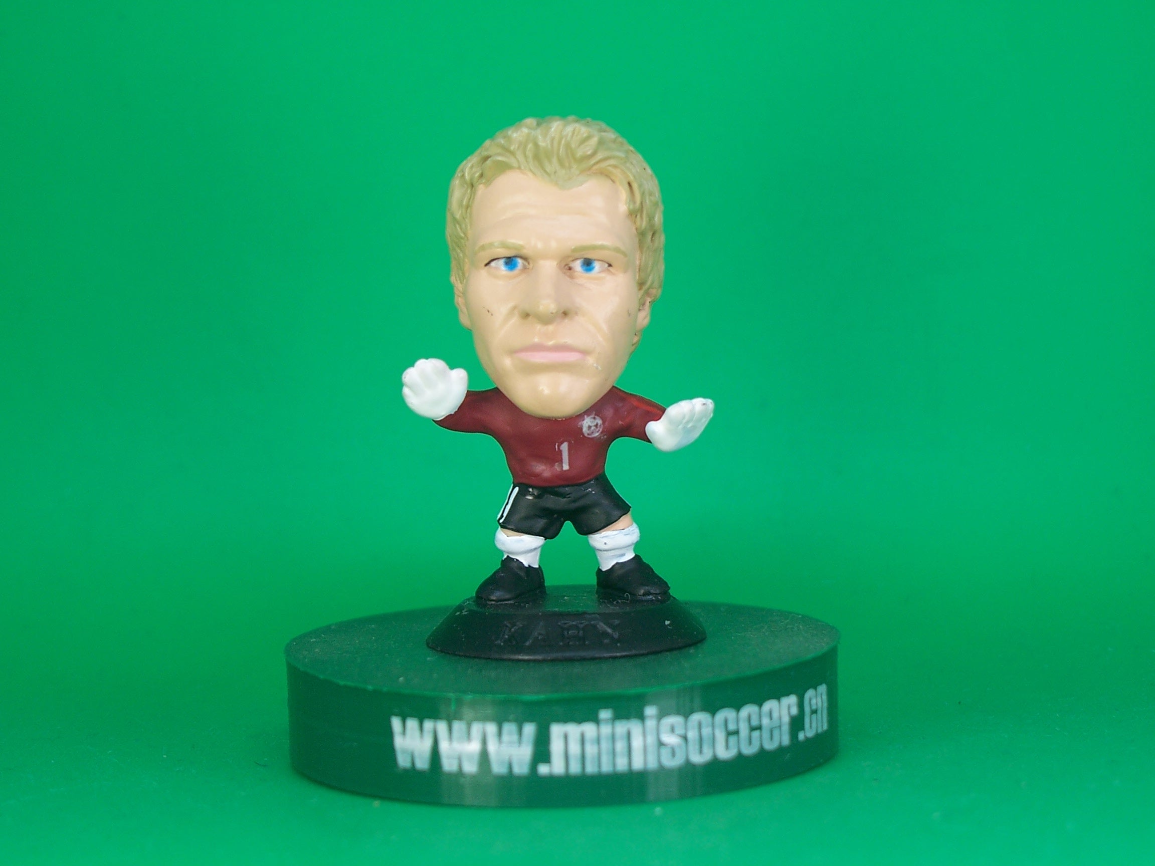Germany Kahn World Cup 2002 Red Kit – Minisoccerworld