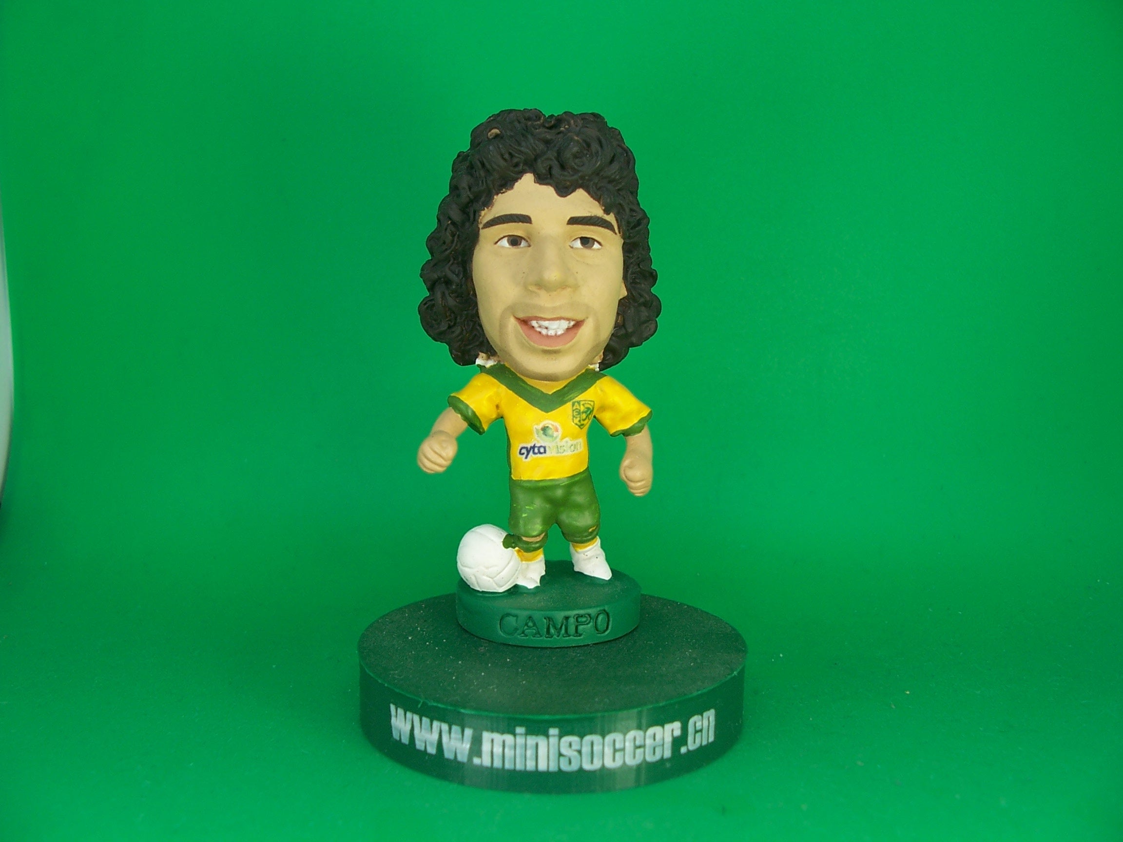 Ivan Campo AEK Larnaca 2009-10