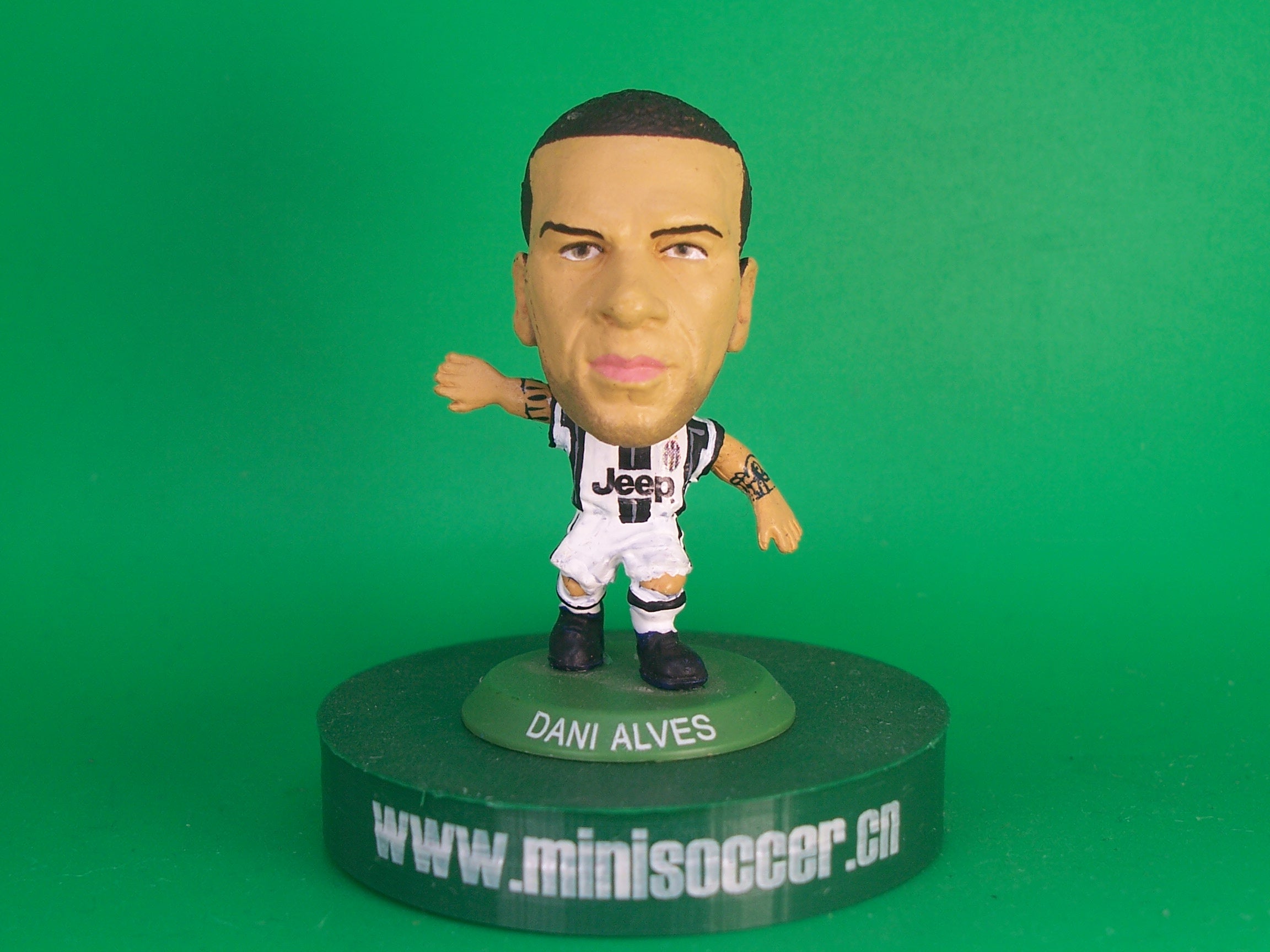 D. Alves Juventus 2016-17