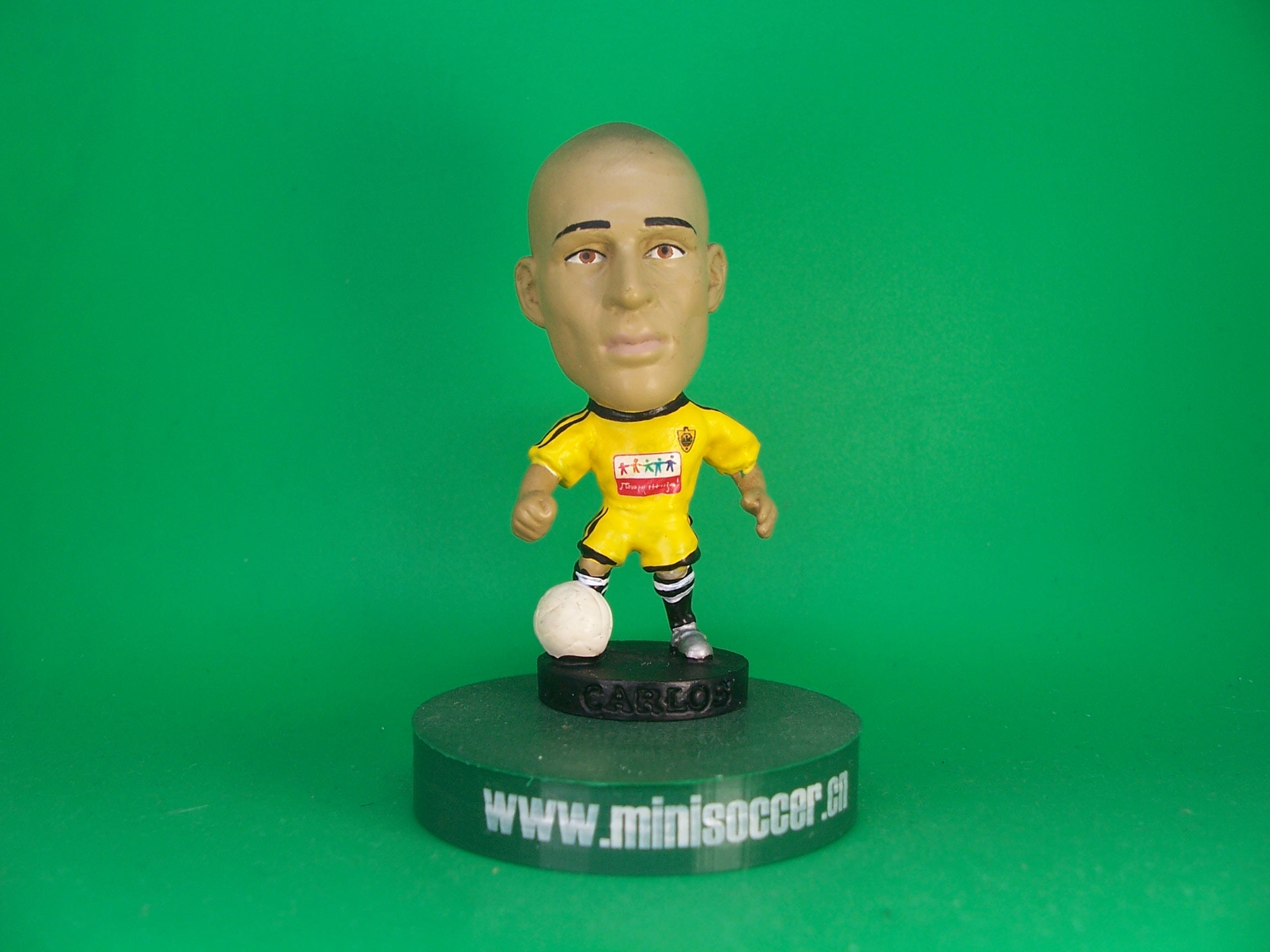 Robert Carlos Anzhi Makhachkala 2011-12