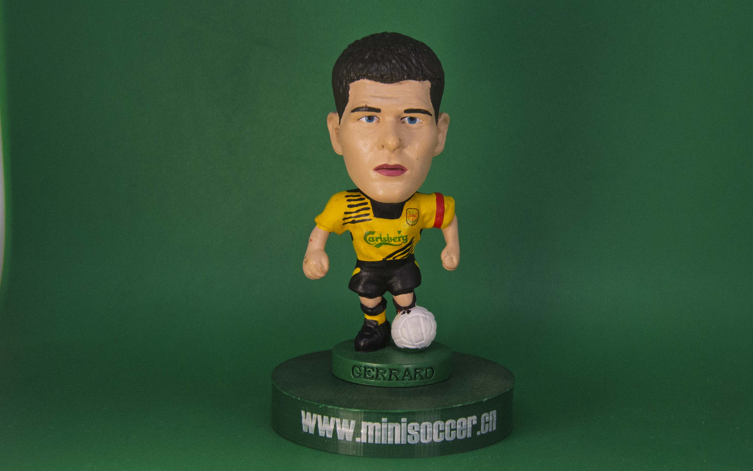 Gerrard Liverpool 2004-05 Away