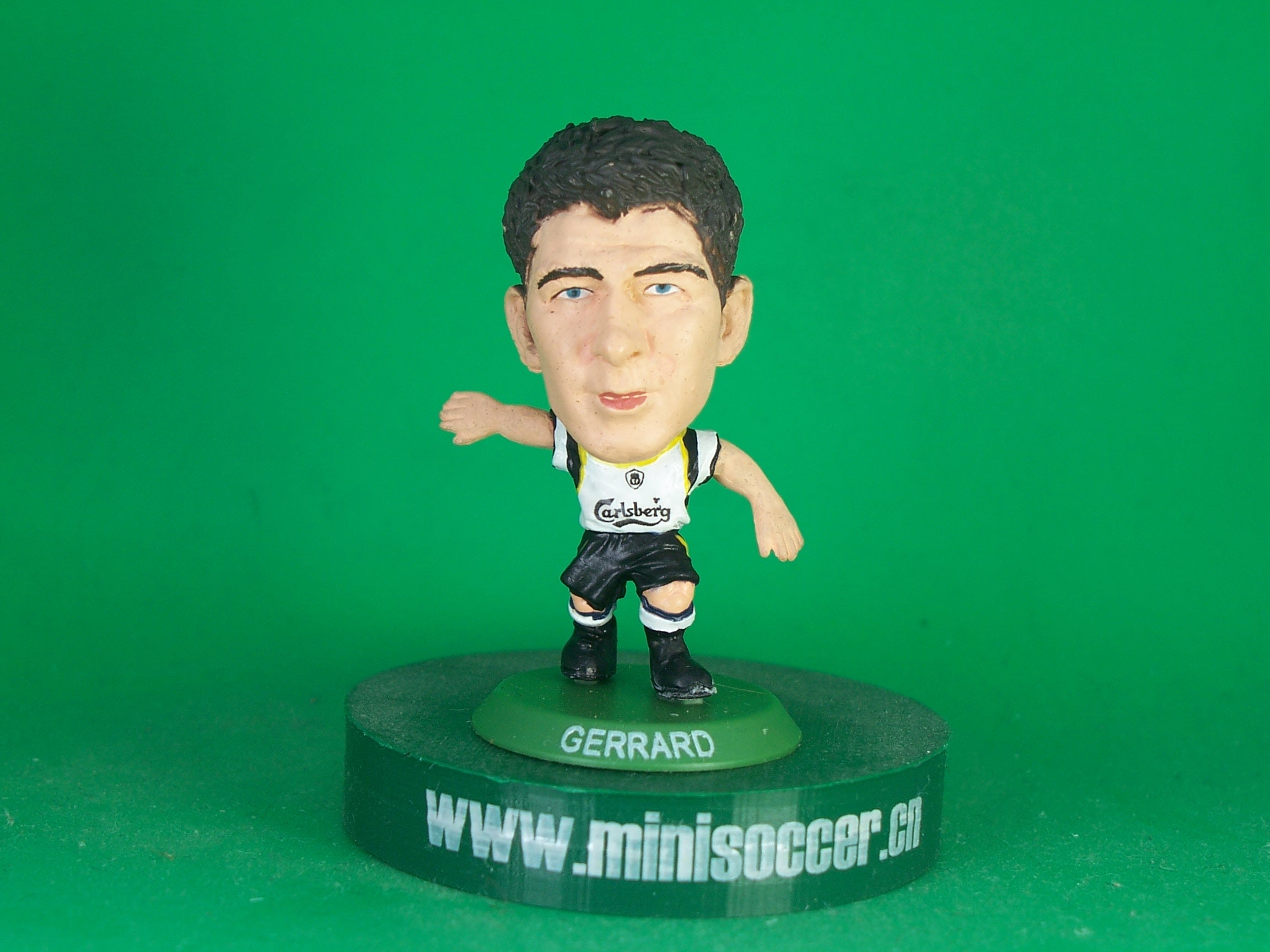 Gerrard Liverpool 2001-02 Away