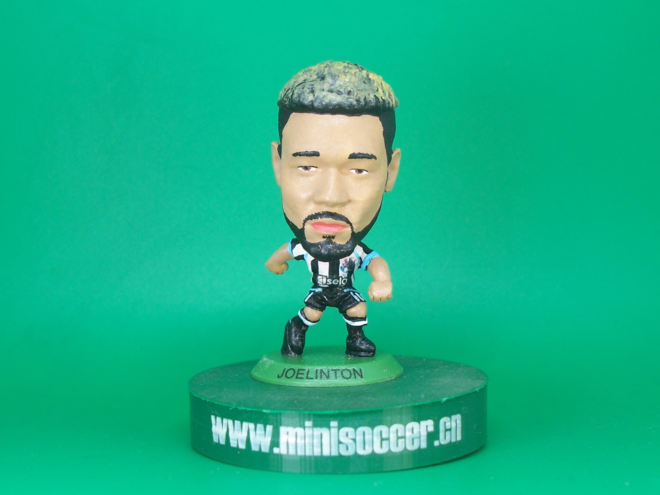 Joelinton Newcastle 2025-26