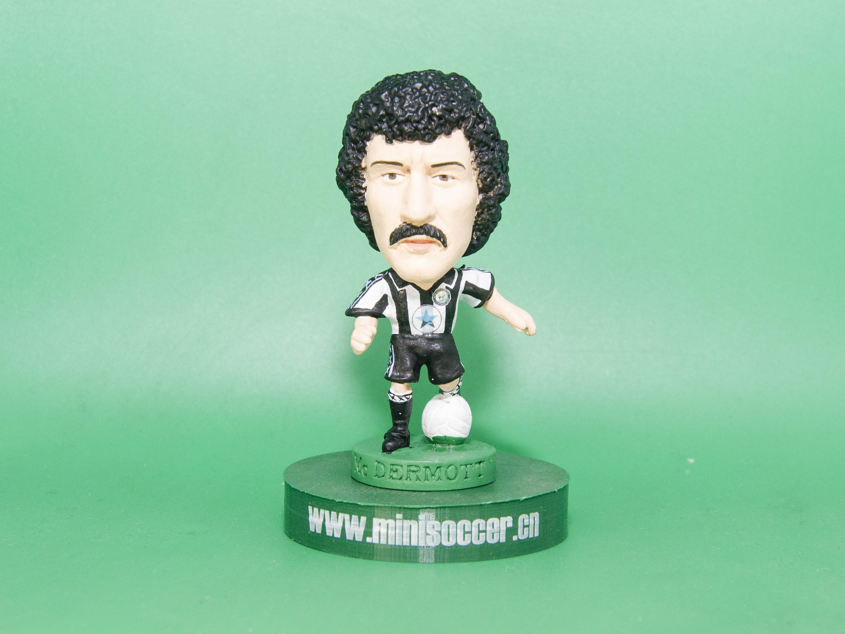 McDermott Newcastle 1982-83