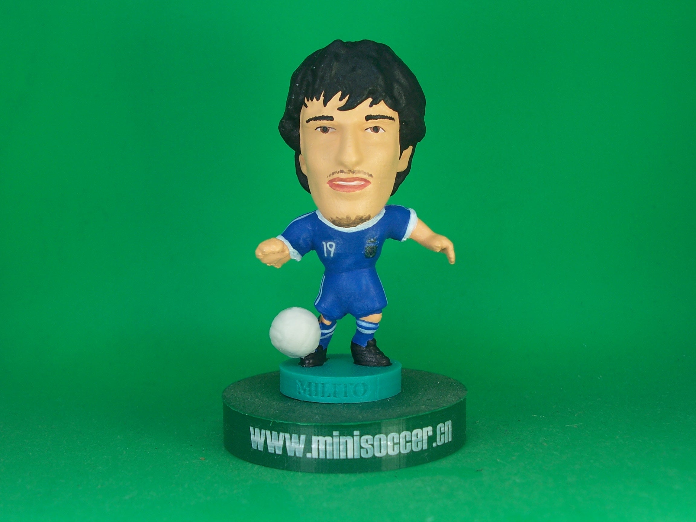 Argentina Milito World Cup 2010 Away