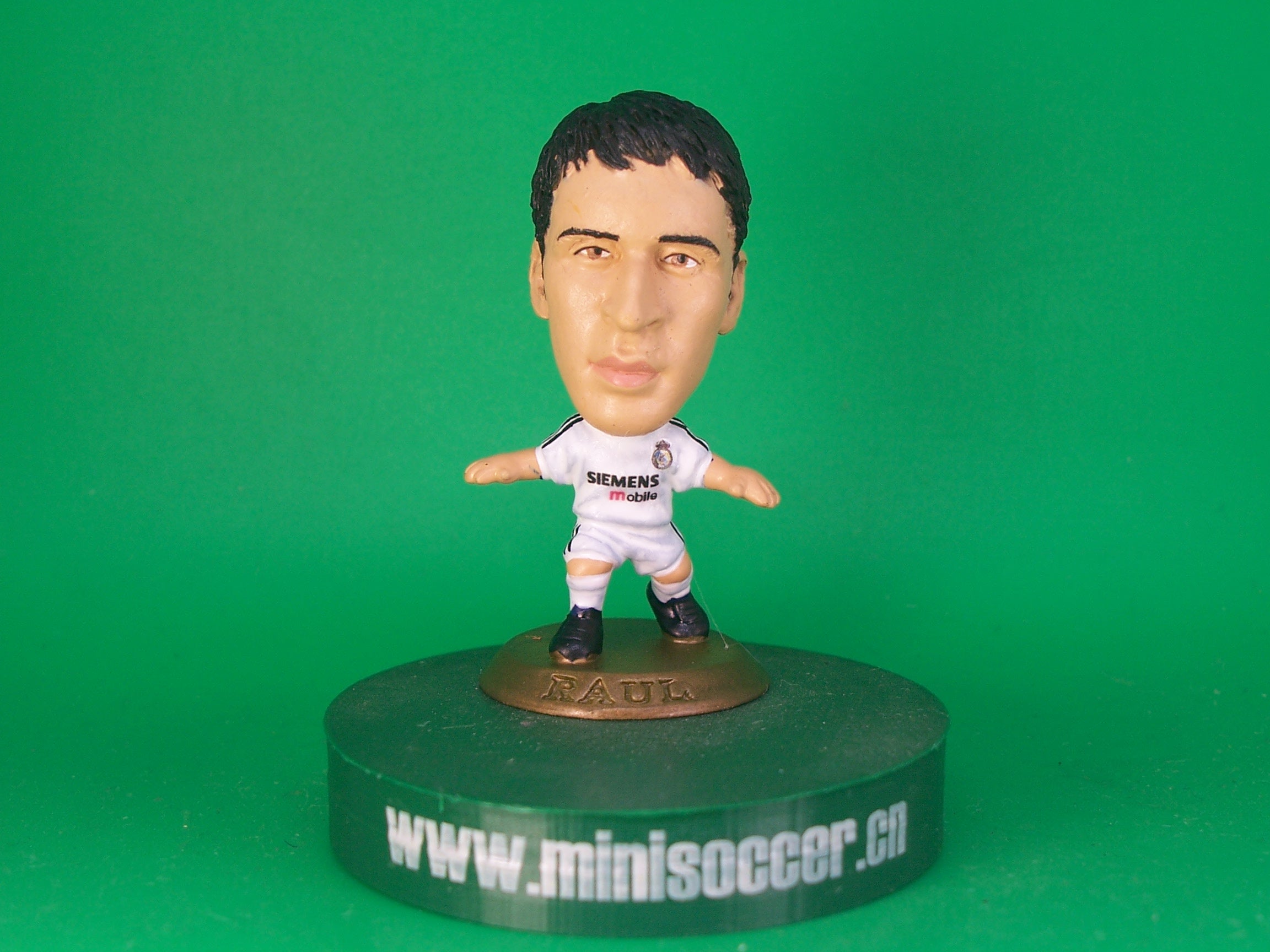 Raul Real madrid 2004-05