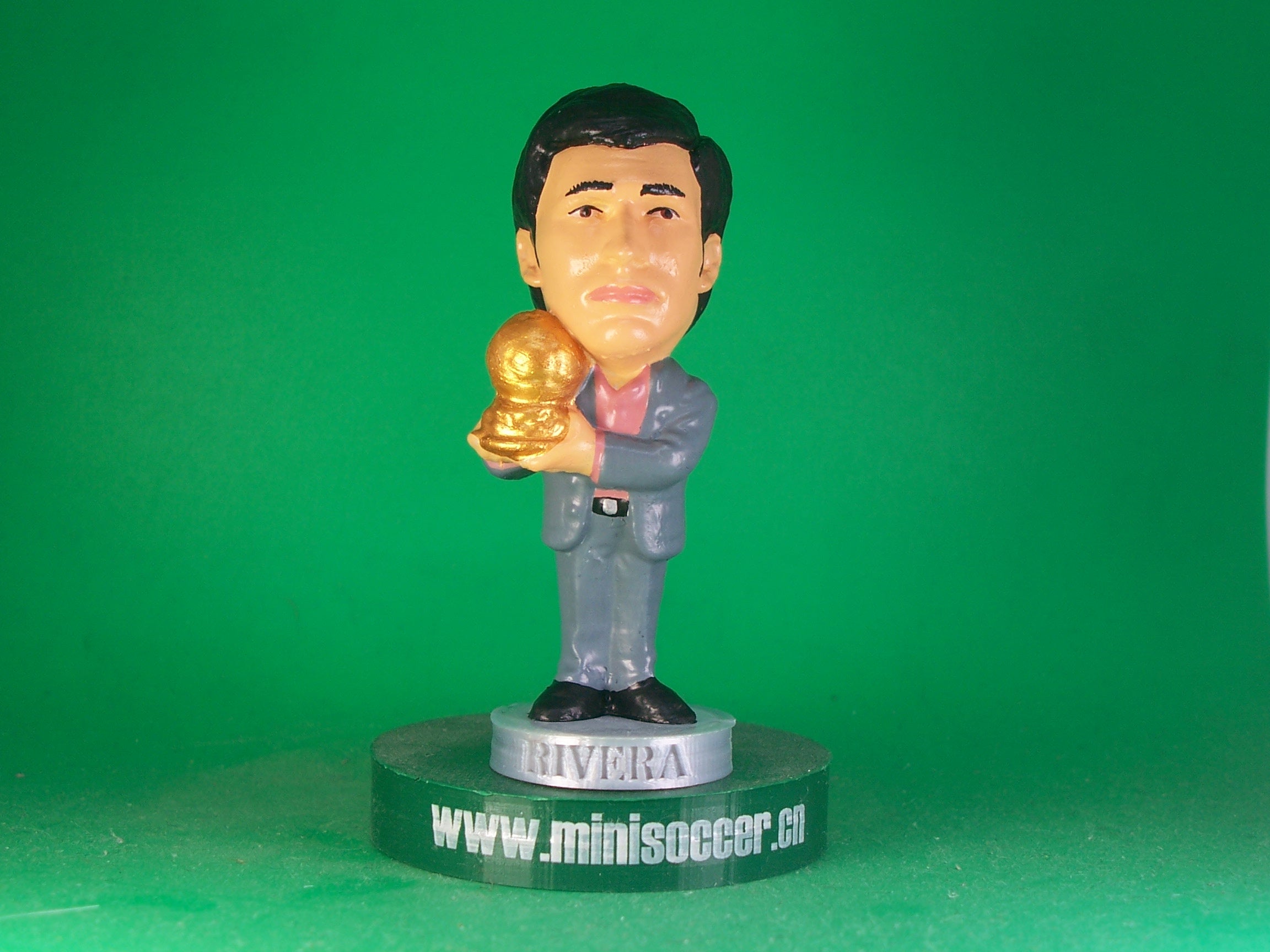 Rivera Ballon d'Or 1969 Gold Base