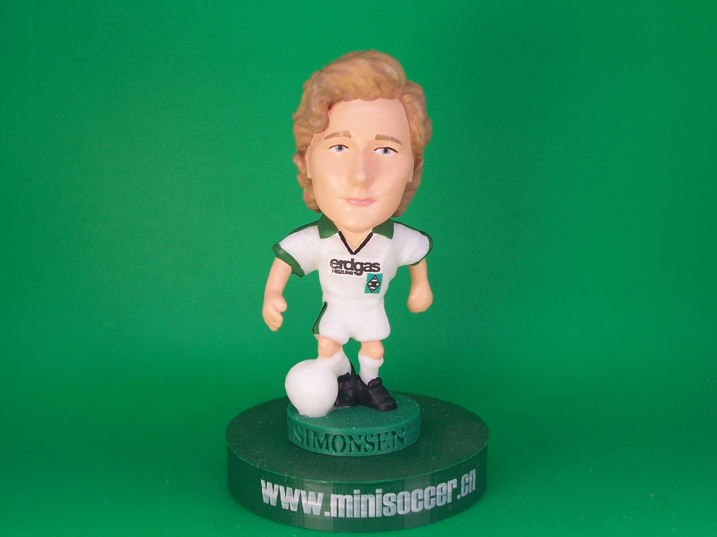 Allan Simonsen Monchengladbach 1976-77