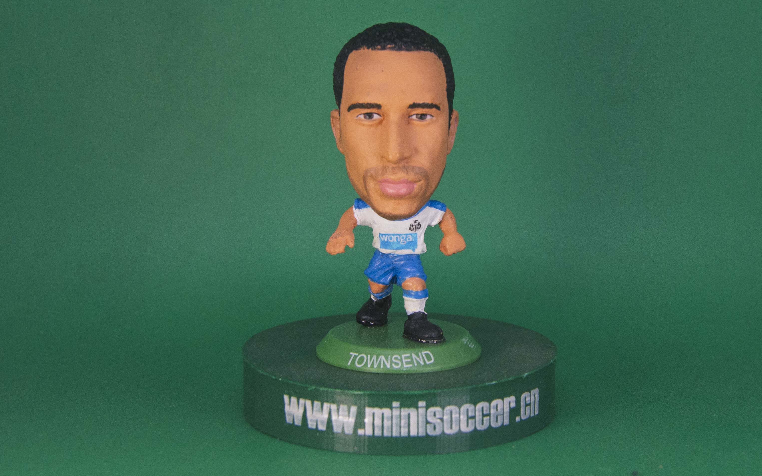 Townsend Newcastle 2015-16 Away