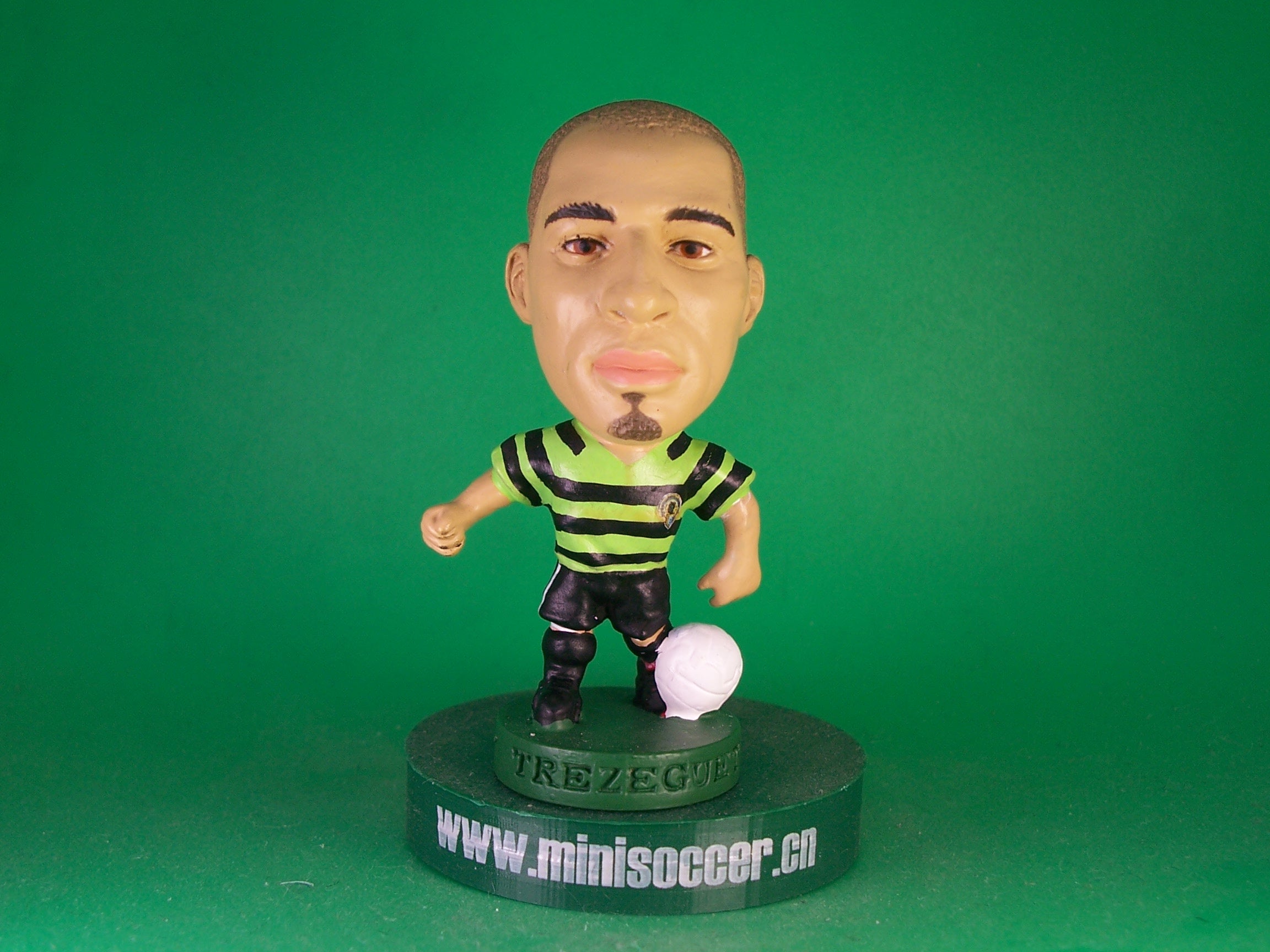 Trezeguet Hércules 2010-11